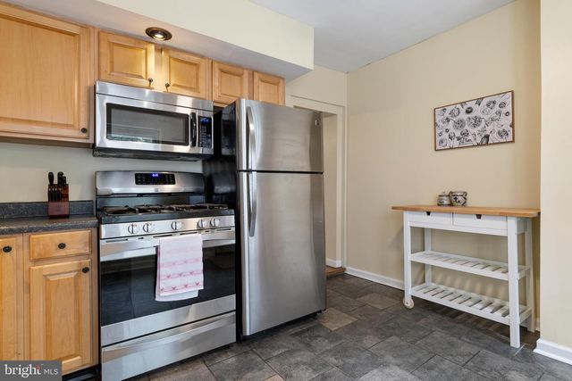 435 SHURS LN, Philadelphia, PA 19128