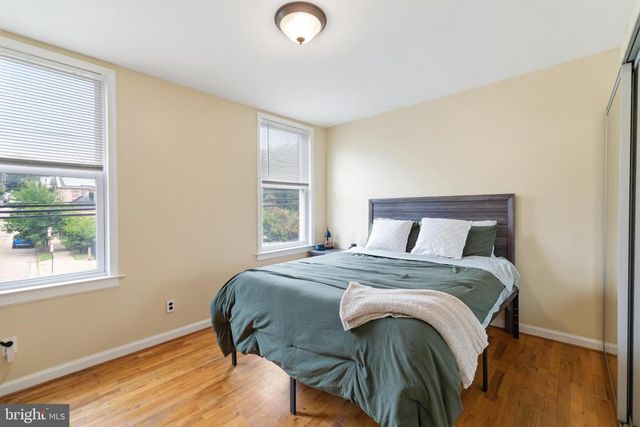 435 SHURS LN, Philadelphia, PA 19128