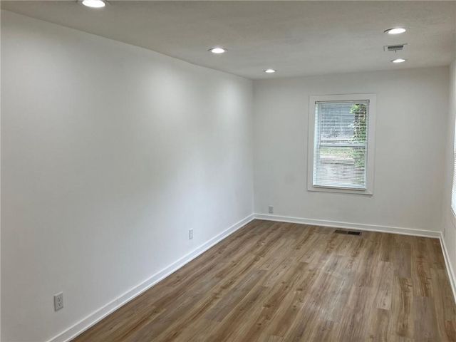 3111 Waverly Avenue, Kansas City, KS 66102
