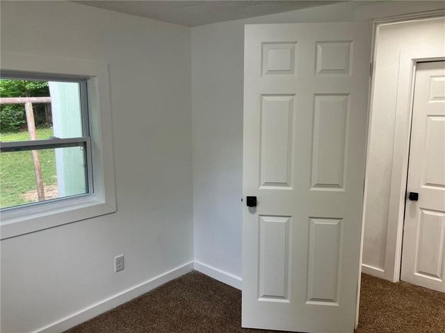 3111 Waverly Avenue, Kansas City, KS 66102