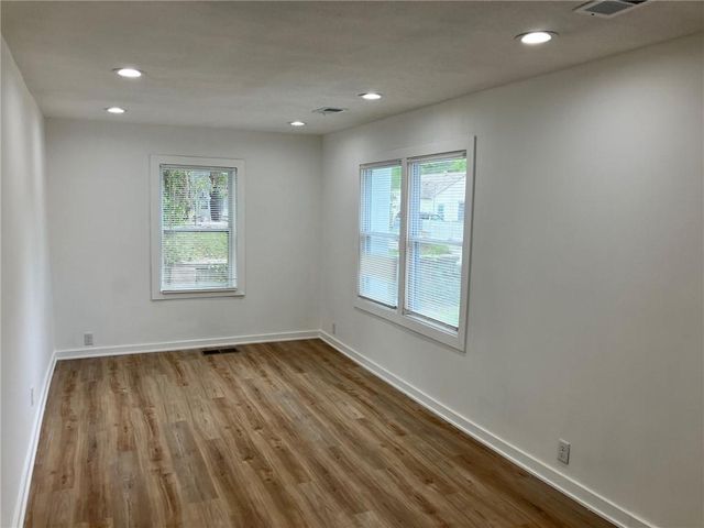 3111 Waverly Avenue, Kansas City, KS 66102
