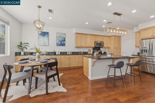 334 Pacifica Dr, Brentwood, CA 94513