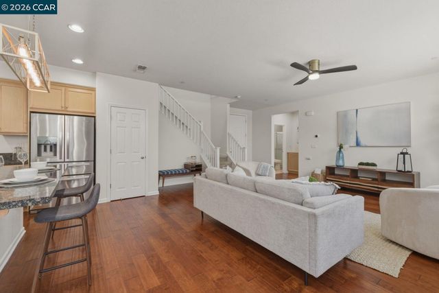 334 Pacifica Dr, Brentwood, CA 94513