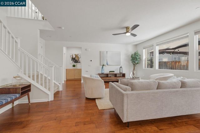 334 Pacifica Dr, Brentwood, CA 94513