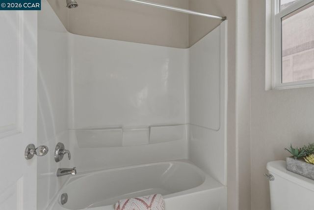 334 Pacifica Dr, Brentwood, CA 94513