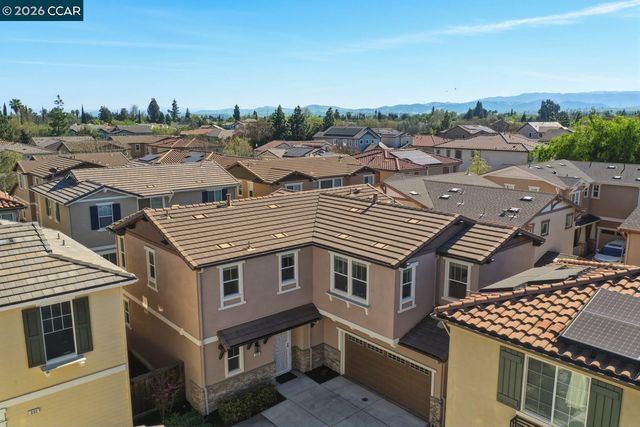 334 Pacifica Dr, Brentwood, CA 94513