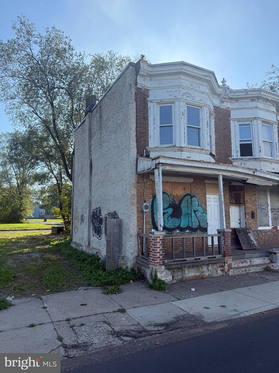 966 FERRY AVE, CAMDEN, NJ 08104 — photo 3