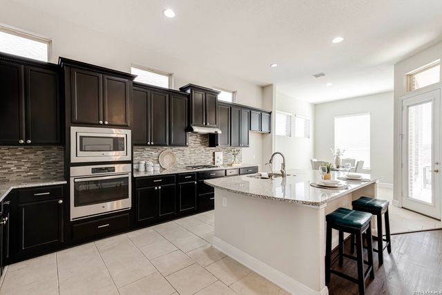 3938 Gran Heights, San Antonio, TX 78259