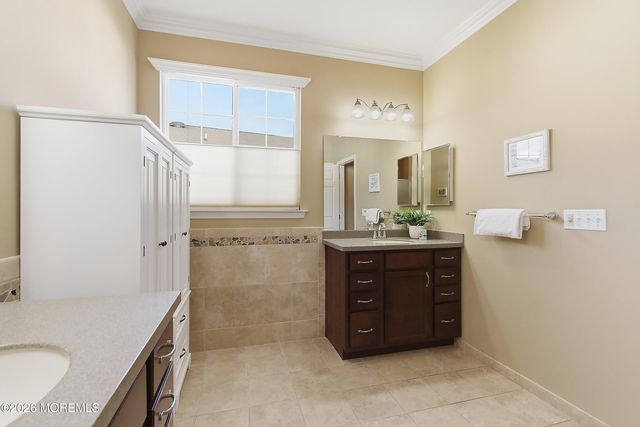 24 Norwalk Lane, Barnegat, NJ 08005