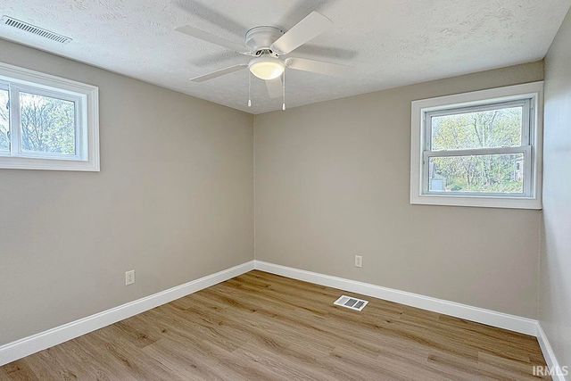 1001 Lancaster Drive, South Bend, IN 46614