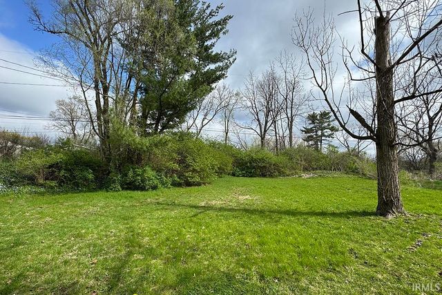 1001 Lancaster Drive, South Bend, IN 46614