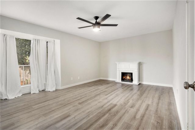 4633 Wild Indigo Street 536, Houston, TX 77027