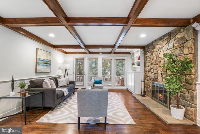 10904 ROUNDTABLE CT, Rockville, MD 20852