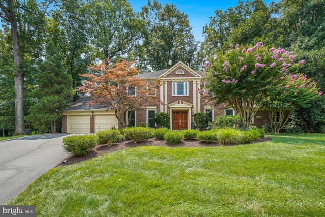10904 ROUNDTABLE CT, Rockville, MD 20852