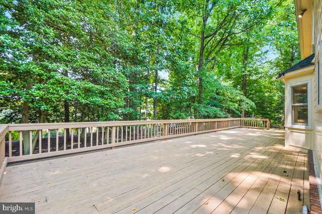 10904 ROUNDTABLE CT, Rockville, MD 20852