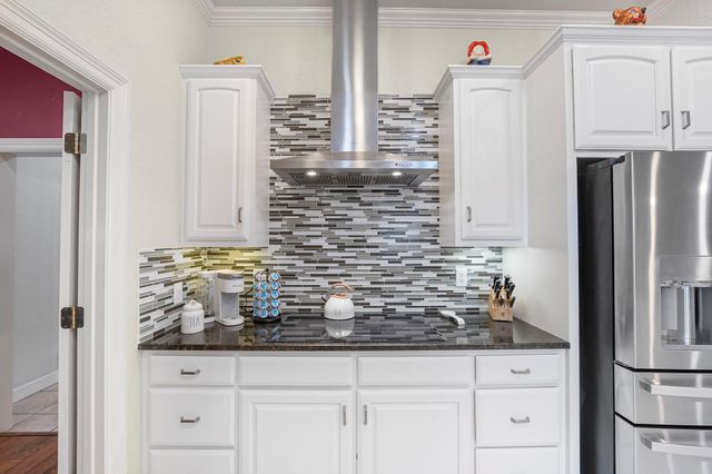 810 Bluff Ridge CT, New Braunfels, TX 78132