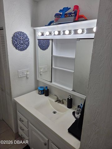 645 Westward Circle, Holly Hill, FL 32117