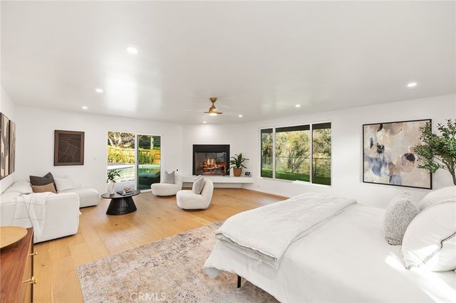 1848 N Altadena, Pasadena, CA 91107