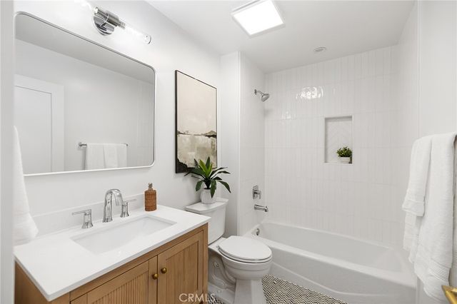 1848 N Altadena, Pasadena, CA 91107