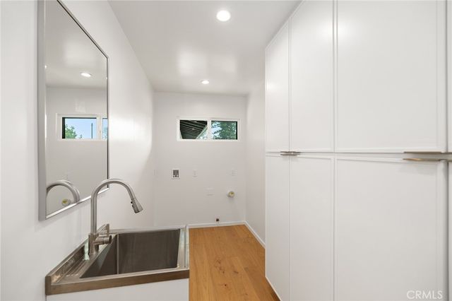 1848 N Altadena, Pasadena, CA 91107