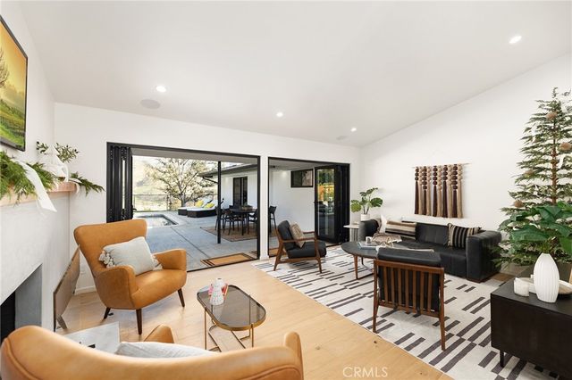 1848 N Altadena, Pasadena, CA 91107