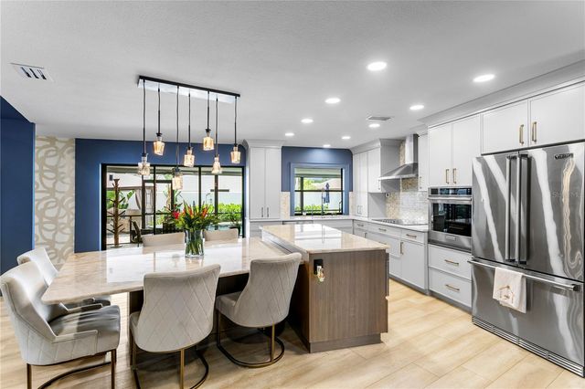 7016 PELICAN ISLAND DRIVE, Tampa, FL 33634