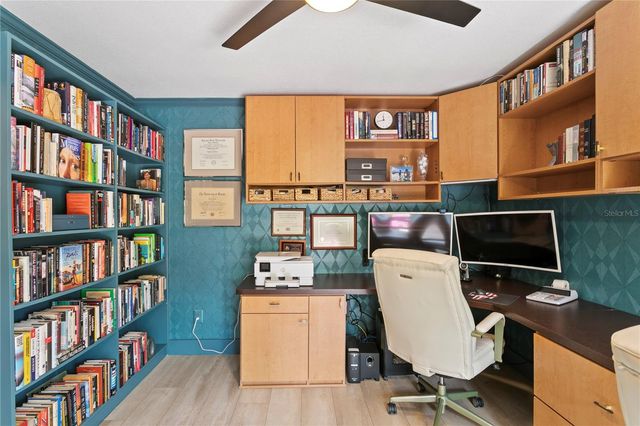 7016 PELICAN ISLAND DRIVE, Tampa, FL 33634
