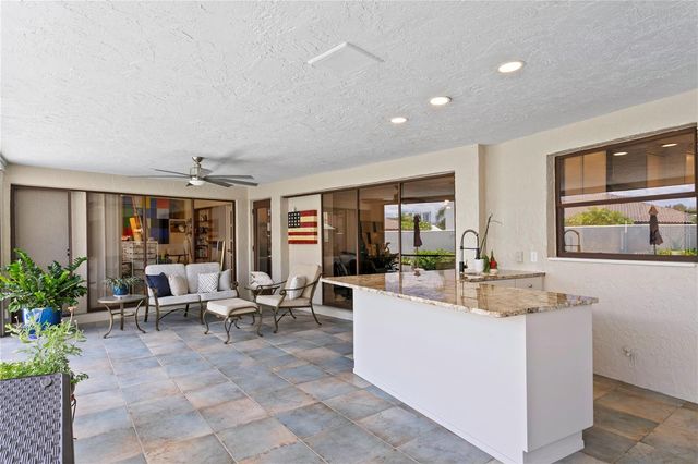 7016 PELICAN ISLAND DRIVE, Tampa, FL 33634
