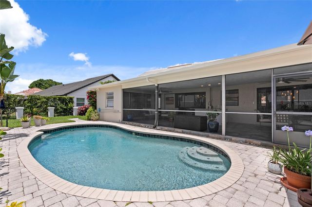 7016 PELICAN ISLAND DRIVE, Tampa, FL 33634