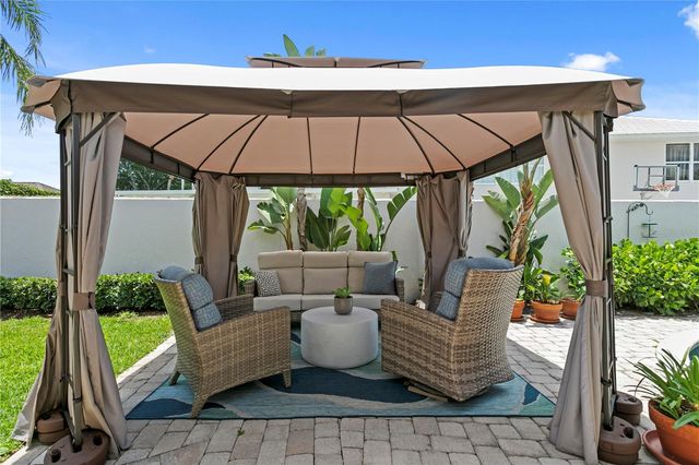 7016 PELICAN ISLAND DRIVE, Tampa, FL 33634