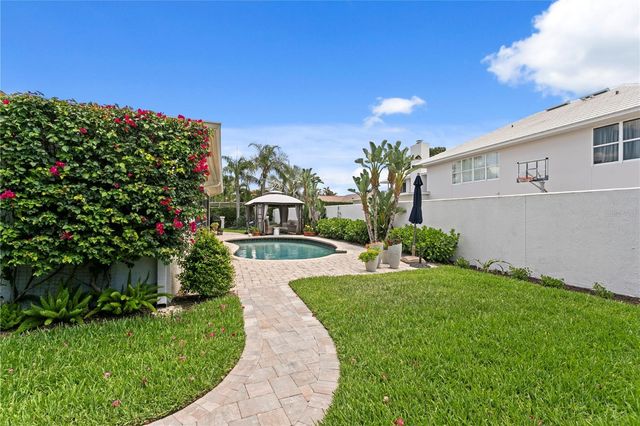 7016 PELICAN ISLAND DRIVE, Tampa, FL 33634