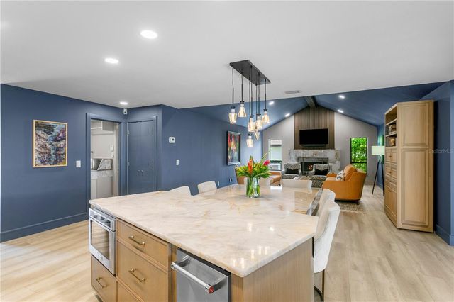 7016 PELICAN ISLAND DRIVE, Tampa, FL 33634