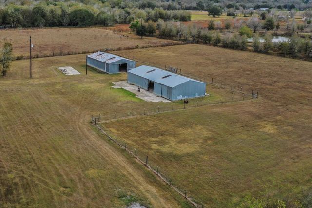 000 Baldwin Drive, Hungerford, TX 77448