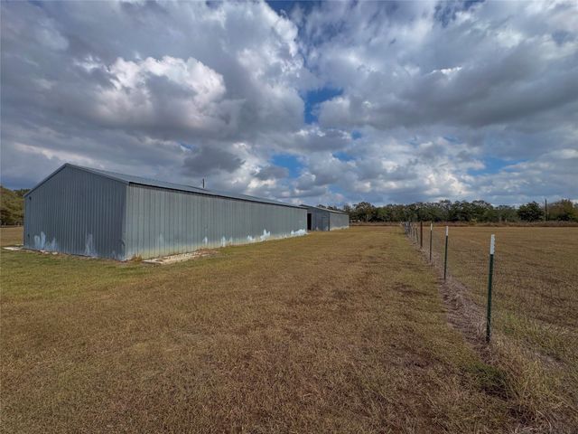 000 Baldwin Drive, Hungerford, TX 77448