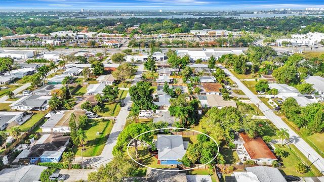 2127 LEE LANE, Sarasota, FL 34231