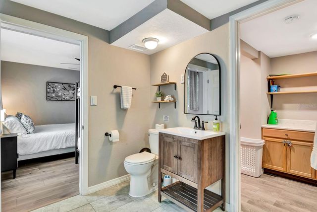 2127 LEE LANE, Sarasota, FL 34231