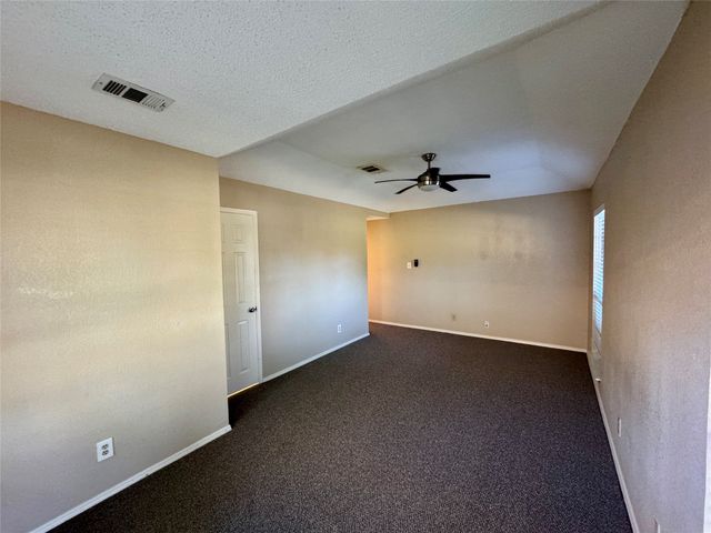 979 Mauve Drive, Lewisville, TX 75067