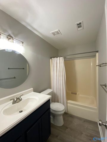 1031 Sharpsburg Drive, Huntsville, AL 35803