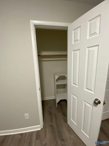 1031 Sharpsburg Drive, Huntsville, AL 35803