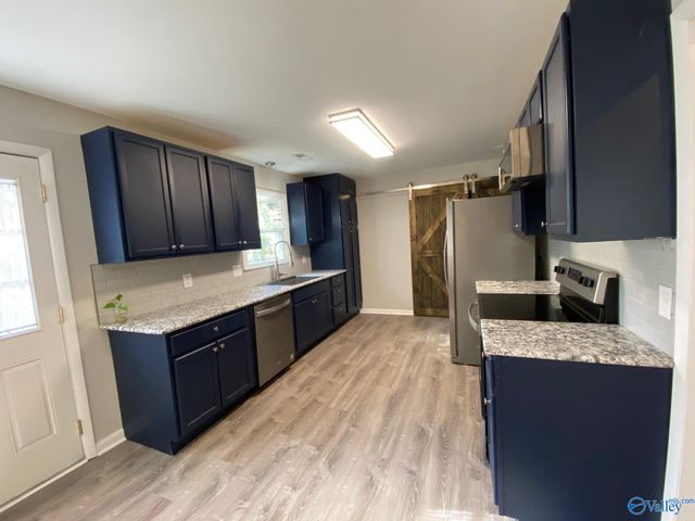 1031 Sharpsburg Drive, Huntsville, AL 35803