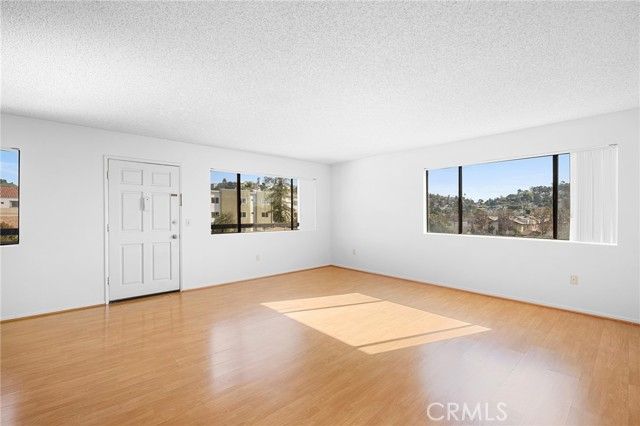 1004 E Garfield 8, Glendale, CA 91205