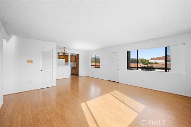 1004 E Garfield 8, Glendale, CA 91205