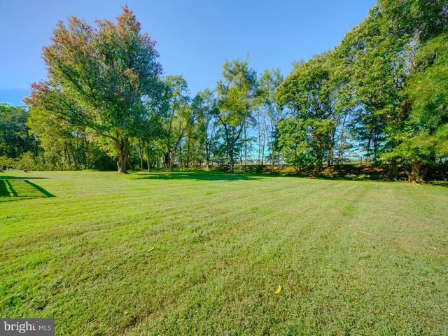 701 ROSIER RD, Fort Washington, MD 20744