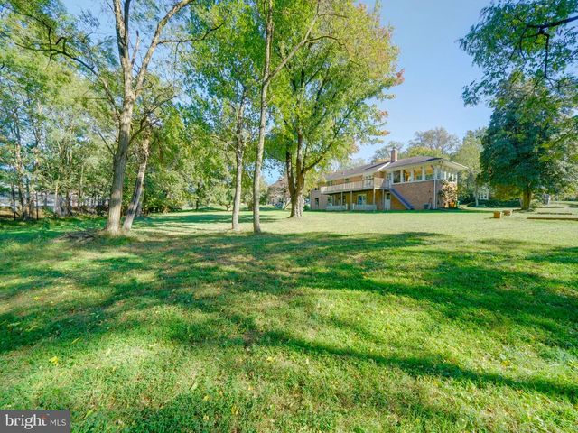 701 ROSIER RD, Fort Washington, MD 20744