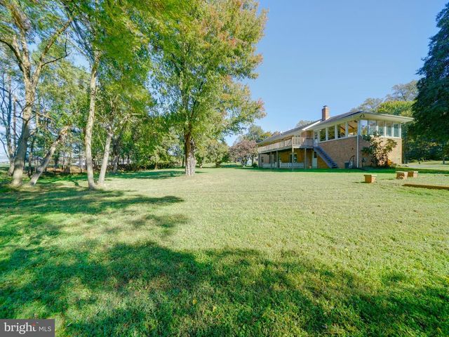 701 ROSIER RD, Fort Washington, MD 20744