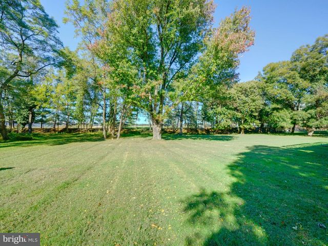 701 ROSIER RD, Fort Washington, MD 20744