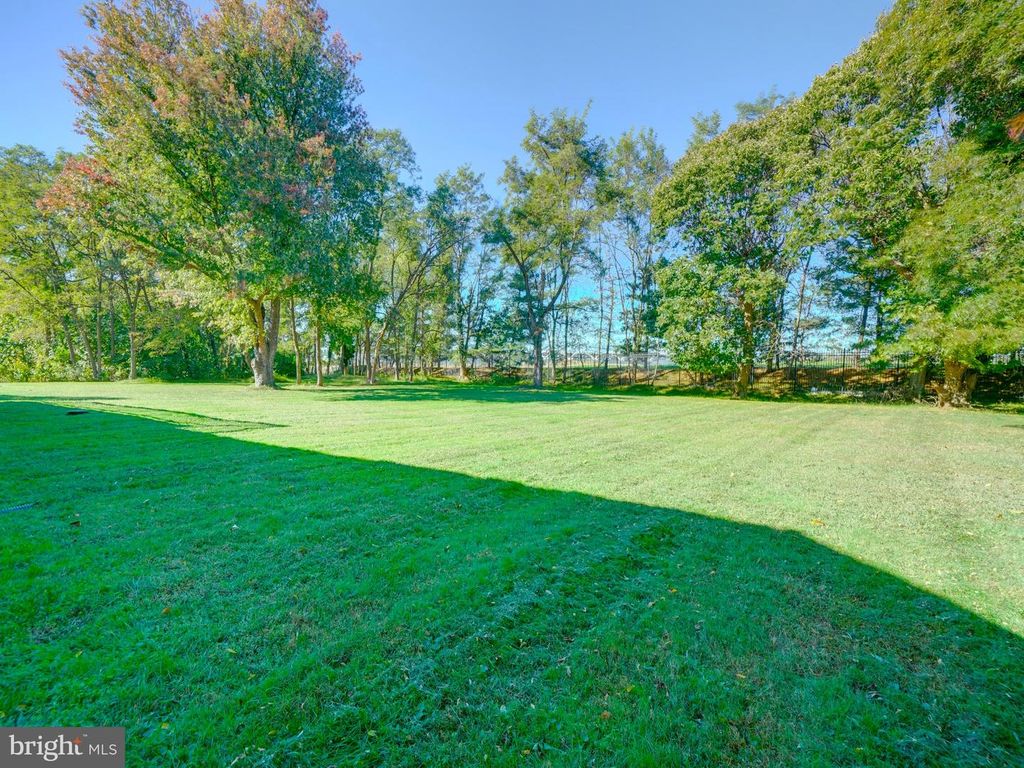701 ROSIER RD, Fort Washington, MD 20744