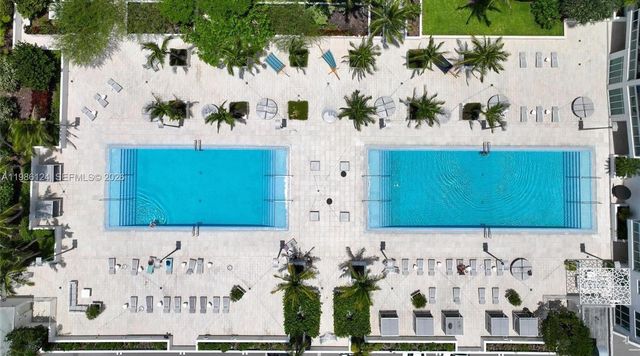 950 Brickell Bay Dr 1508, Miami, FL 33131