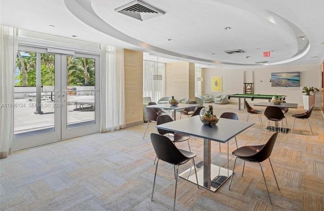 950 Brickell Bay Dr 1508, Miami, FL 33131