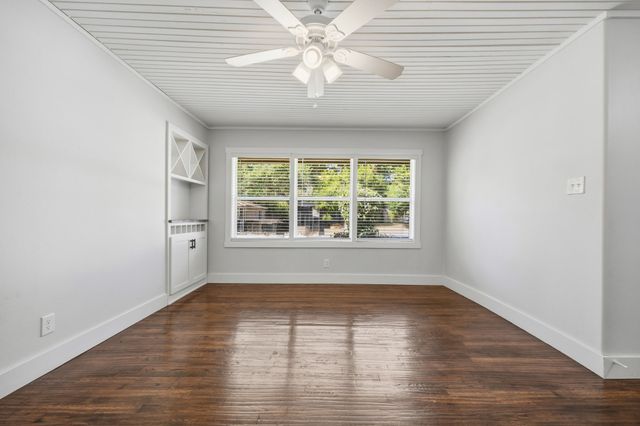 414 Maple Drive, Terrell, TX 75160